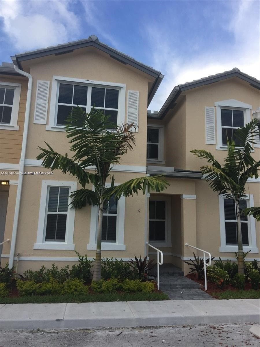 2819 SE 1st Dr # 6, Homestead FL 33033