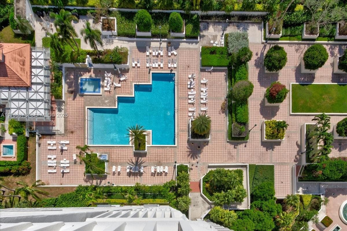 1000 Island Blvd # 2003, Aventura FL 33160 photo 4