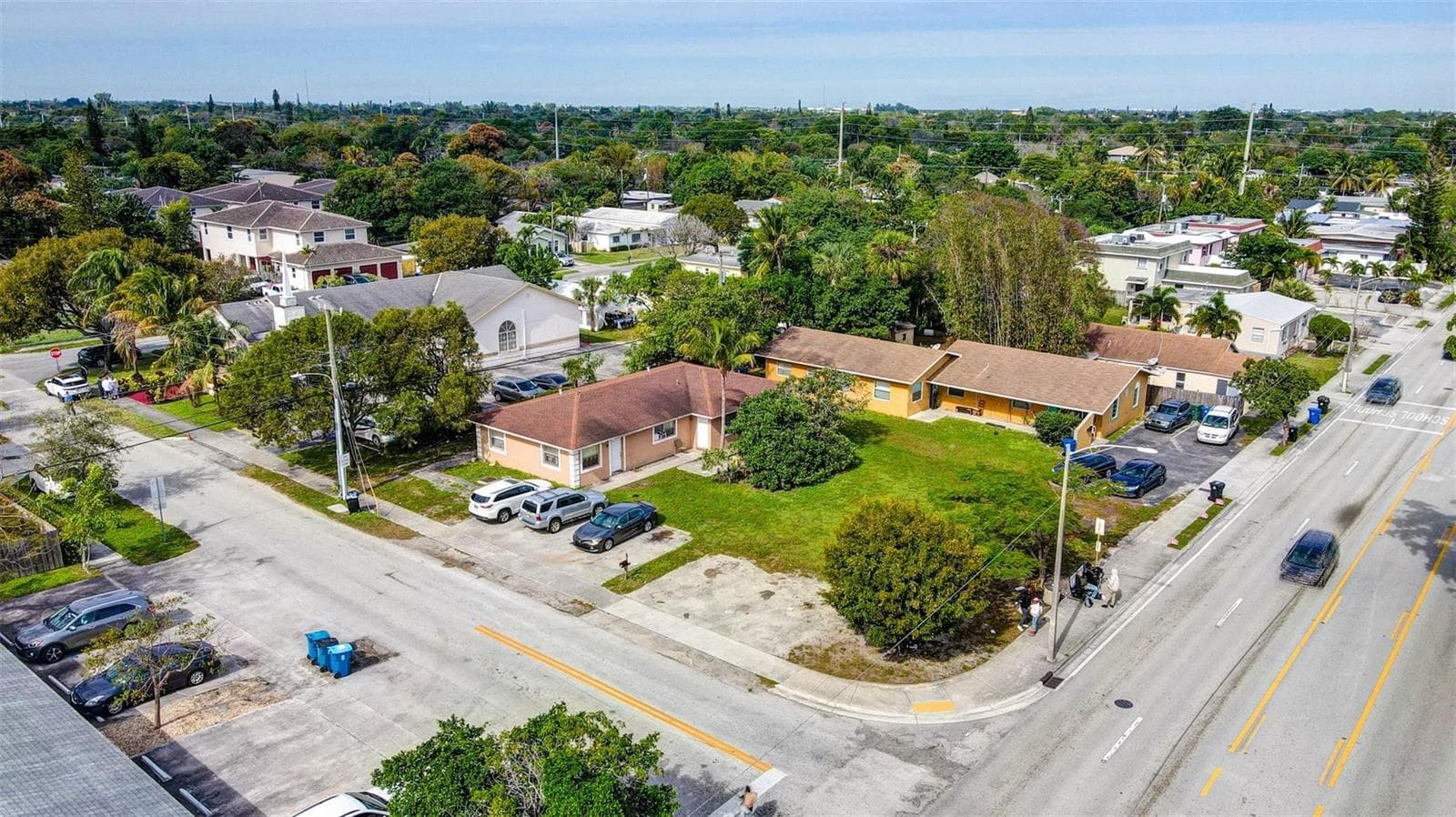 25 NW 11th Street, Fort Lauderdale FL 33311 photo 3