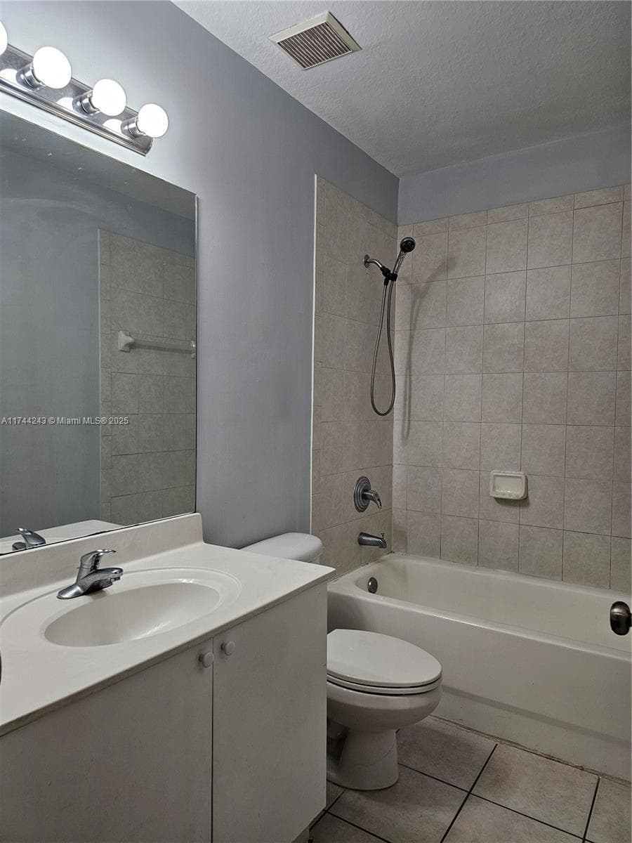 14122 SW 260th St # 103, Homestead FL 33032 photo 4