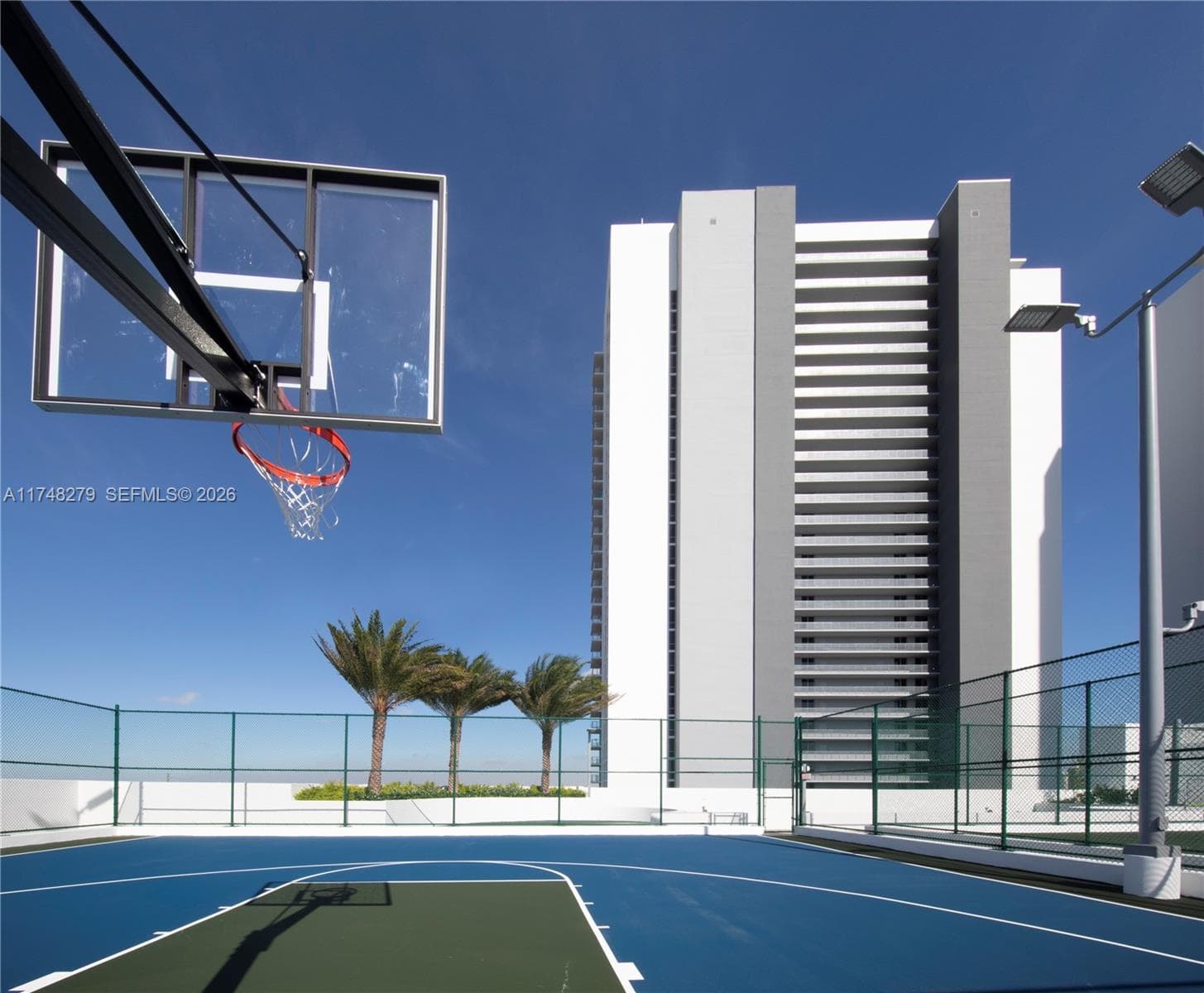 16385 Biscayne Blvd # 1221, North Miami Beach FL 33160 photo 5