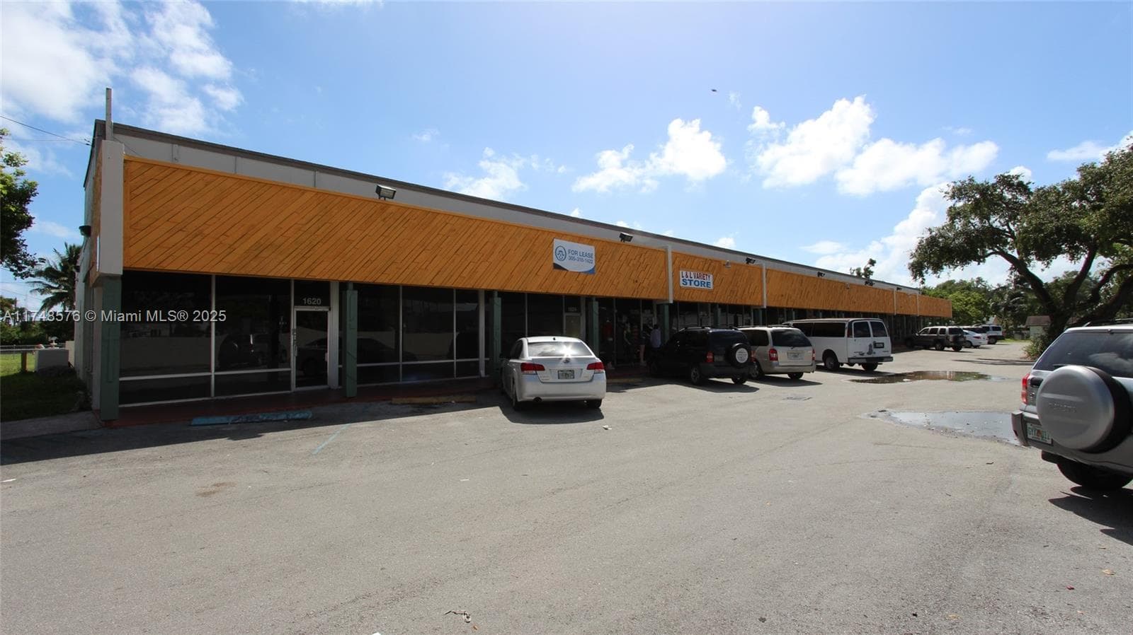 1620 NE 148 St # 1646-1648, North Miami FL 33181