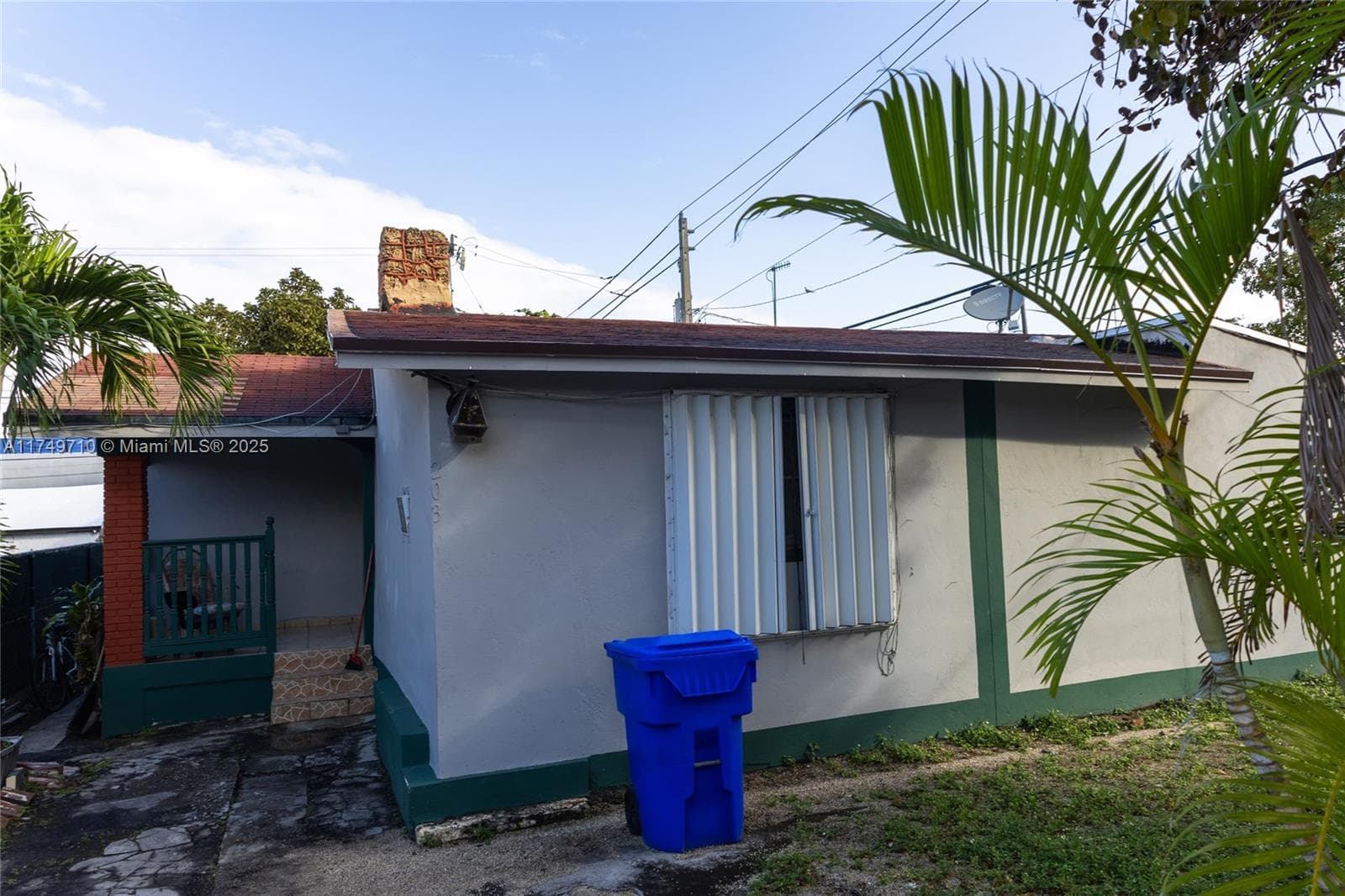 203 NW 35th St, Miami FL 33127 photo 4