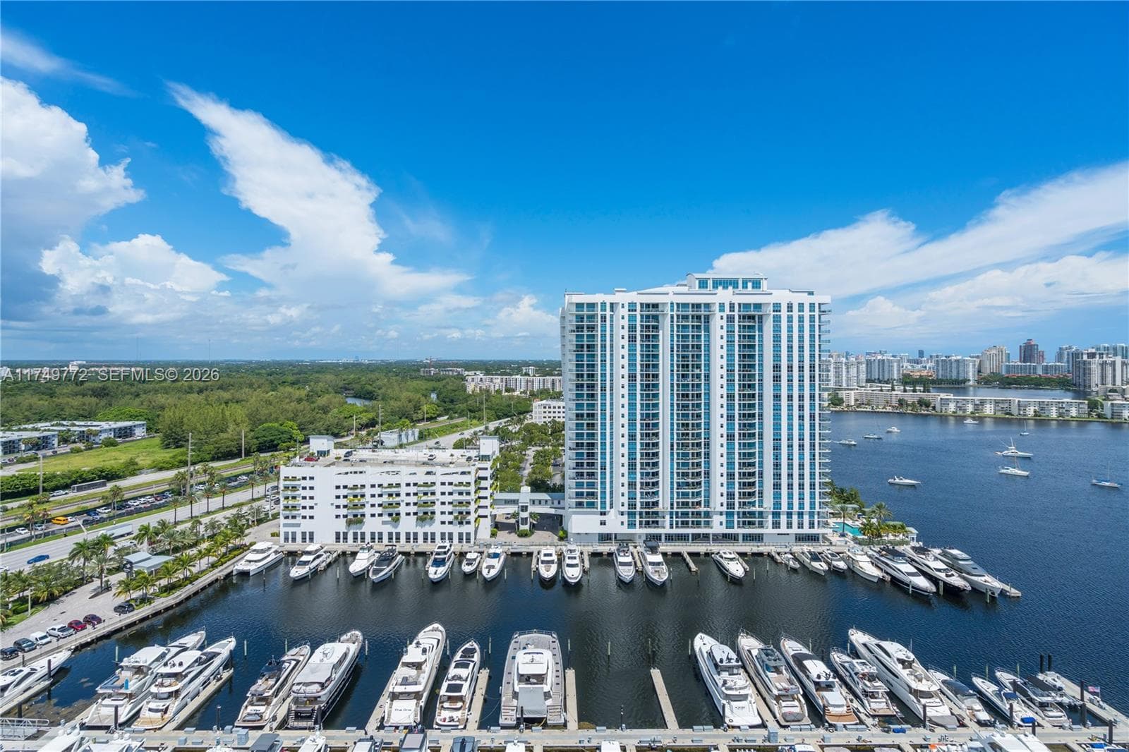 17111 Biscayne Blvd # 2001, North Miami Beach FL 33160 photo 4