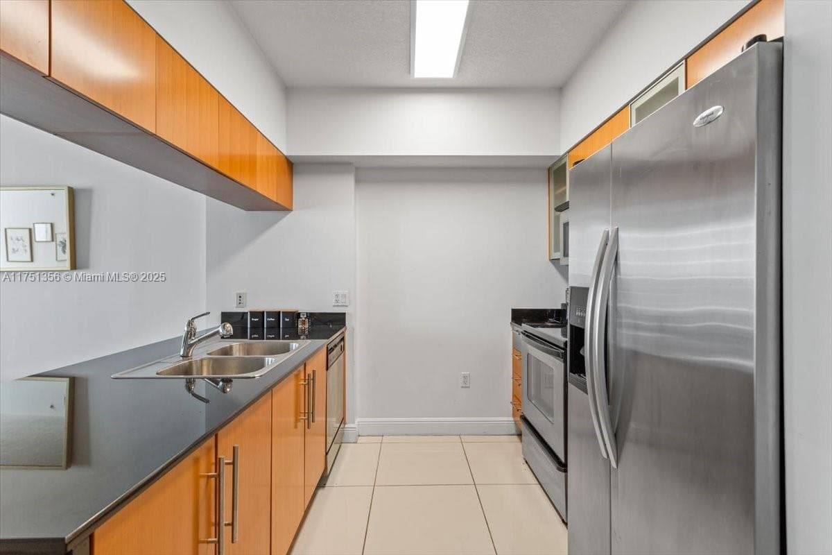 1750 N Bayshore Dr # 4809, Miami FL 33132 photo 2