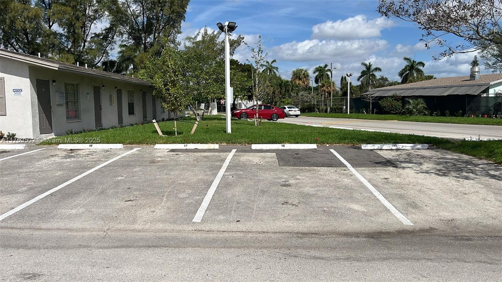 550 NE 44th St # M2, Deerfield Beach FL 33064