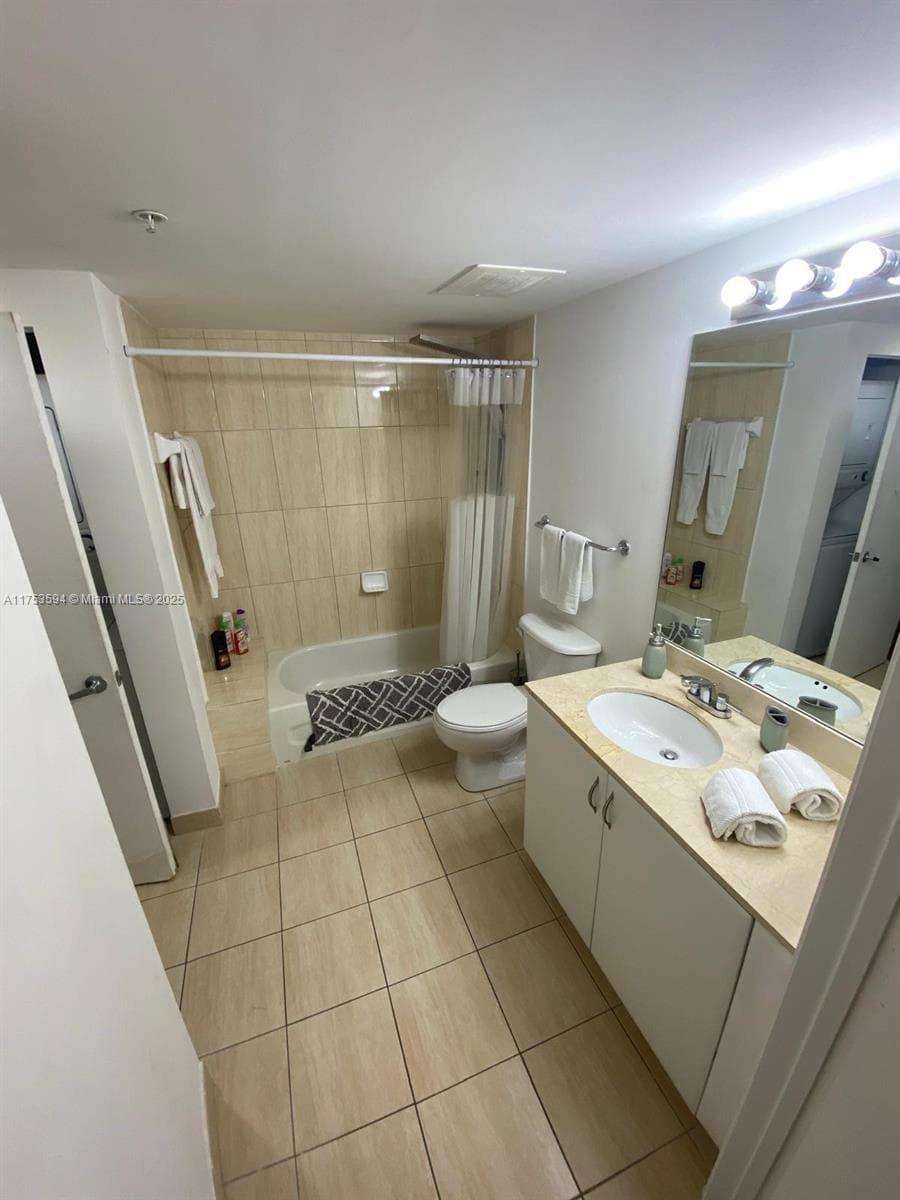 1750 N Bayshore Dr # 2905, Miami FL 33132 photo 4