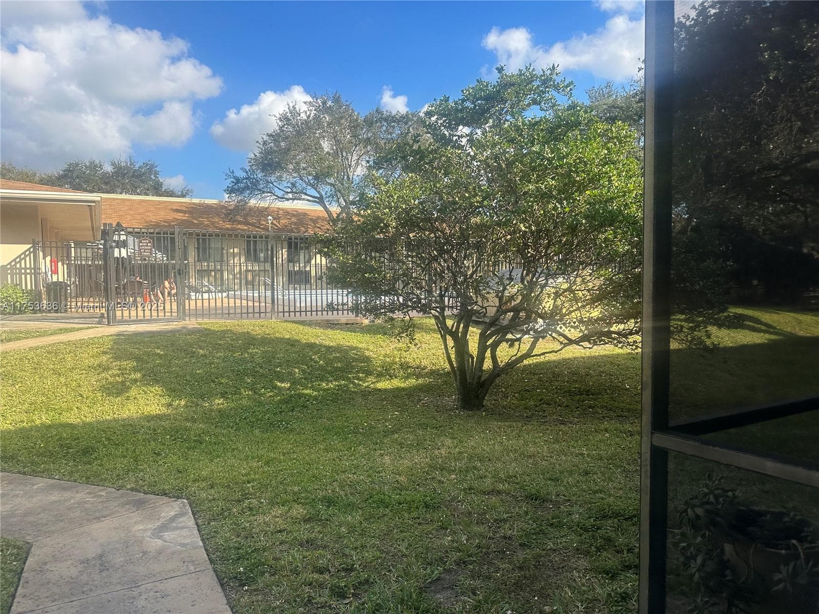 5851 Washington St # 84, Hollywood FL 33121