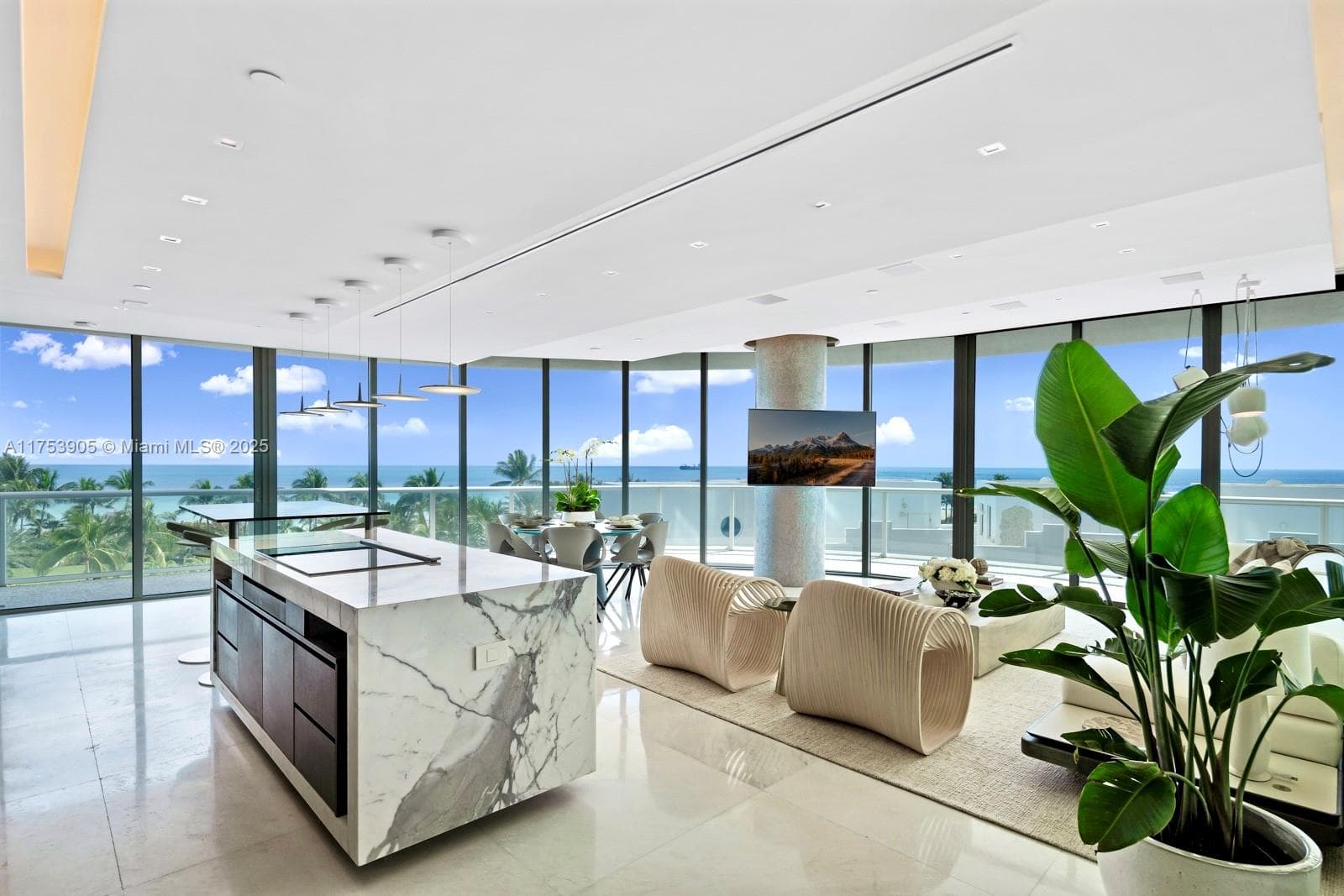 100 S Pointe Dr # 606, Miami Beach FL 33139