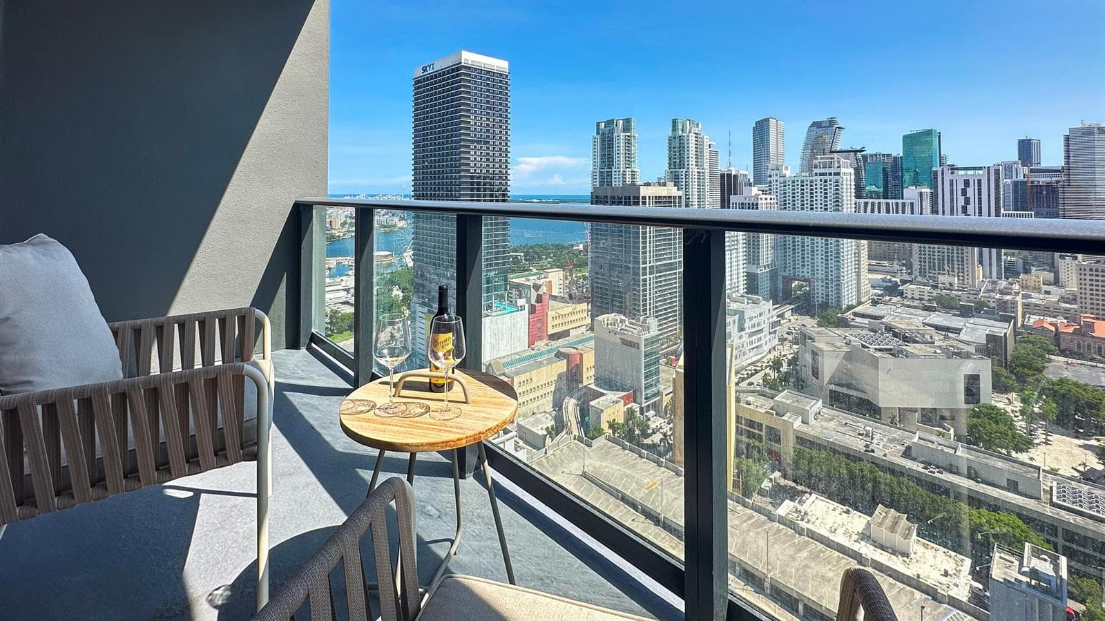601 NE 1st Avenue NE # 2906, Miami FL 33132 photo 3