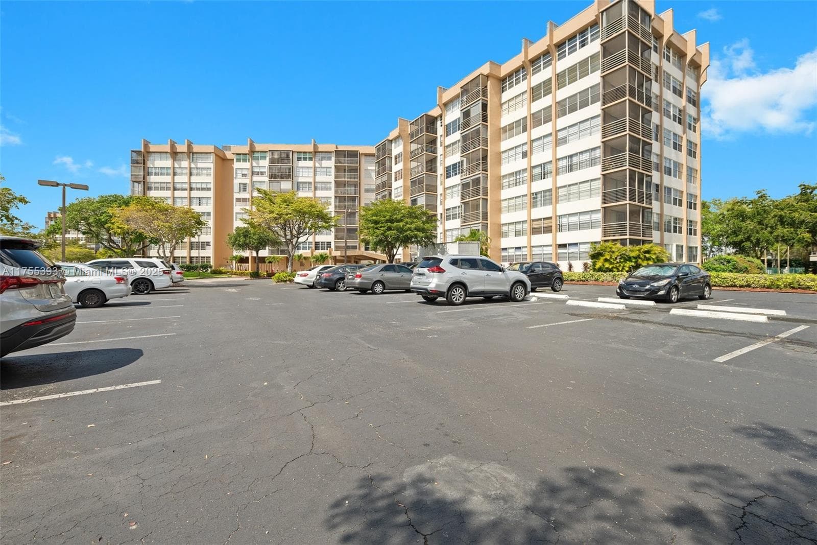 1000 Saint Charles Pl # 603, Pembroke Pines FL 33026
