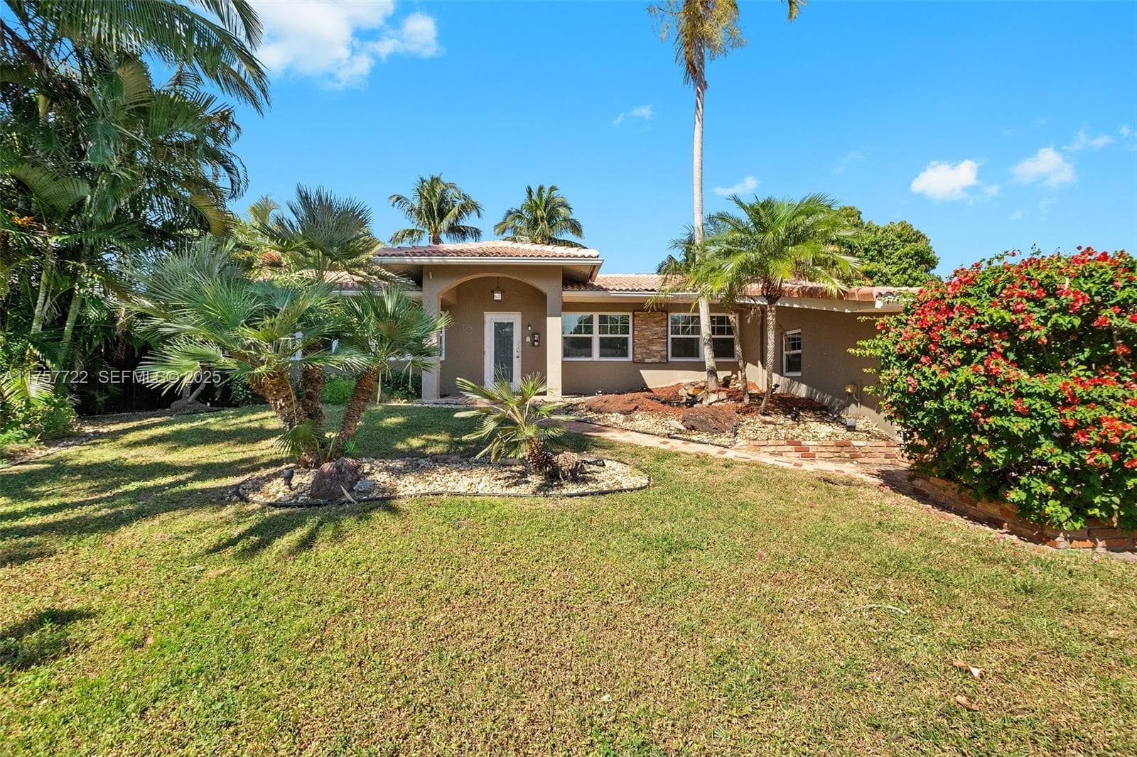 2725 NE 21st Ave, Fort Lauderdale FL 33306 photo 4