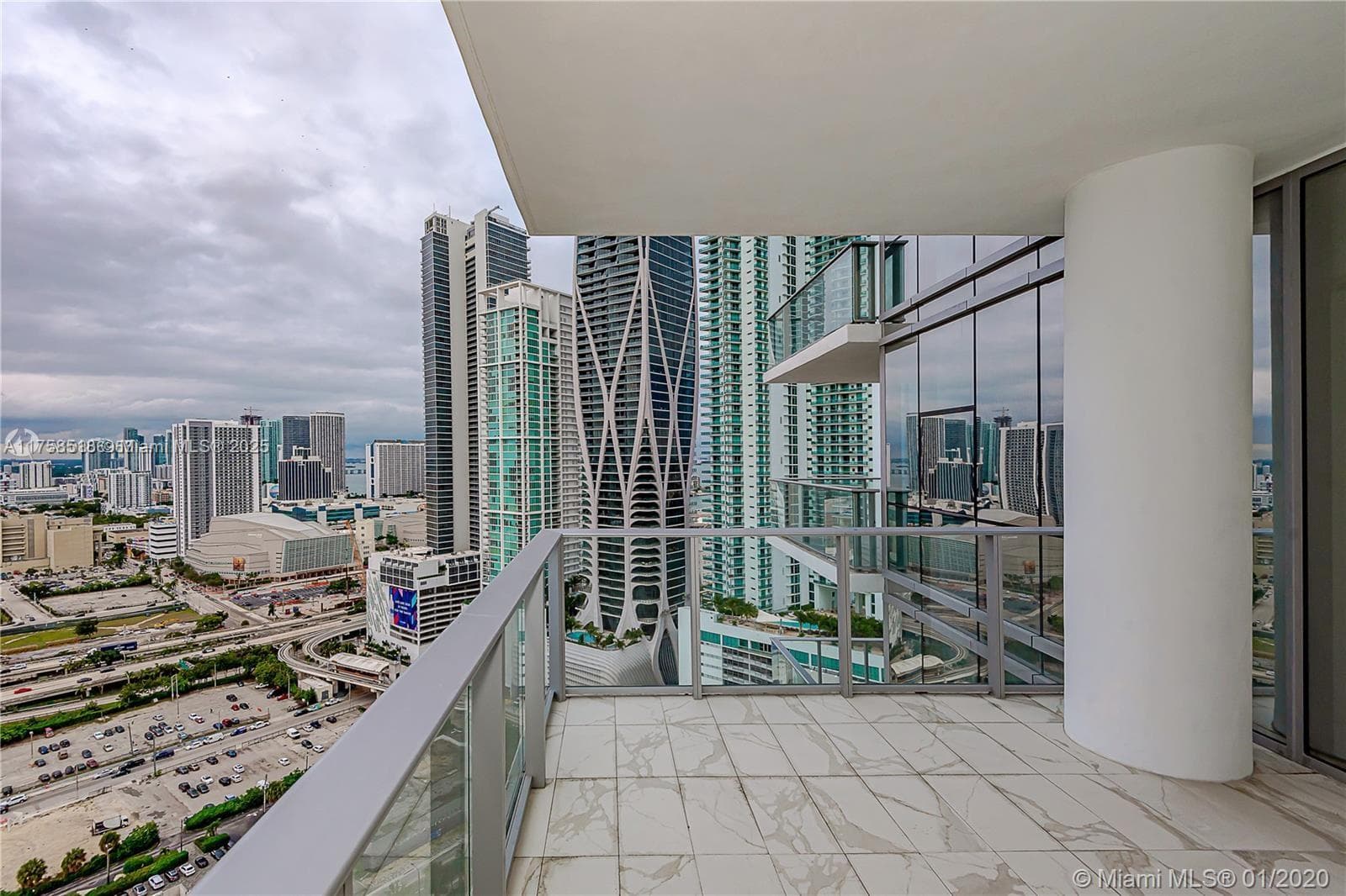 851 NE 1st Ave # 2600, Miami FL 33132 photo 2