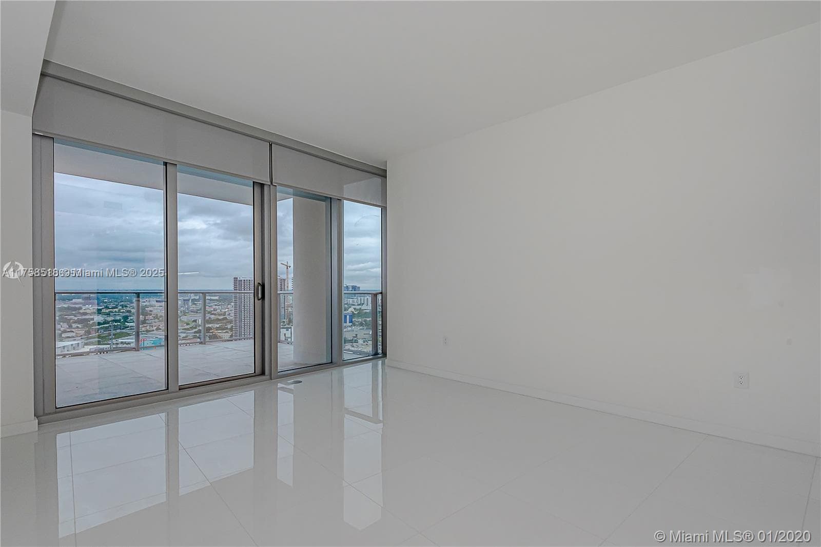 851 NE 1st Ave # 2600, Miami FL 33132 photo 3