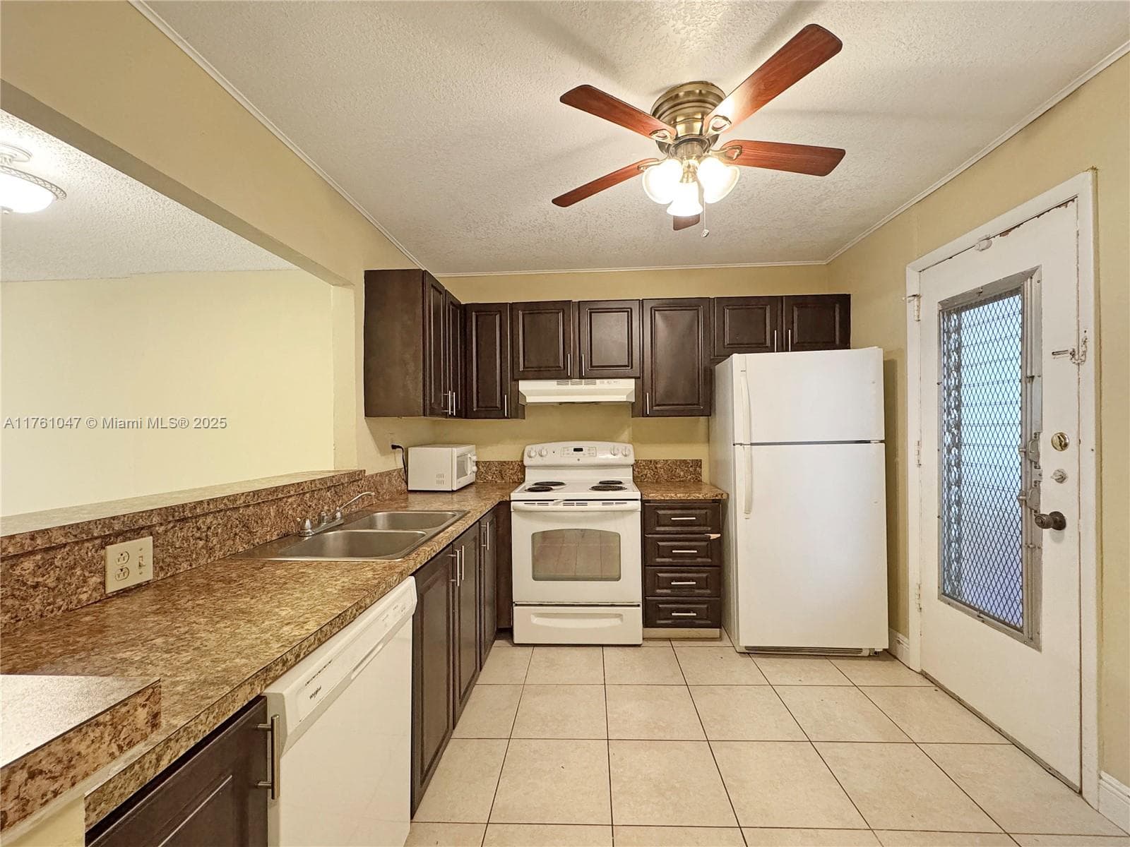 410 NW 68th Ave # 207, Plantation FL 33317