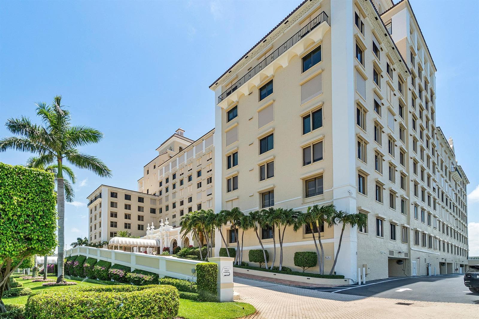150 Bradley Place # 101, Palm Beach FL 33480 photo 2