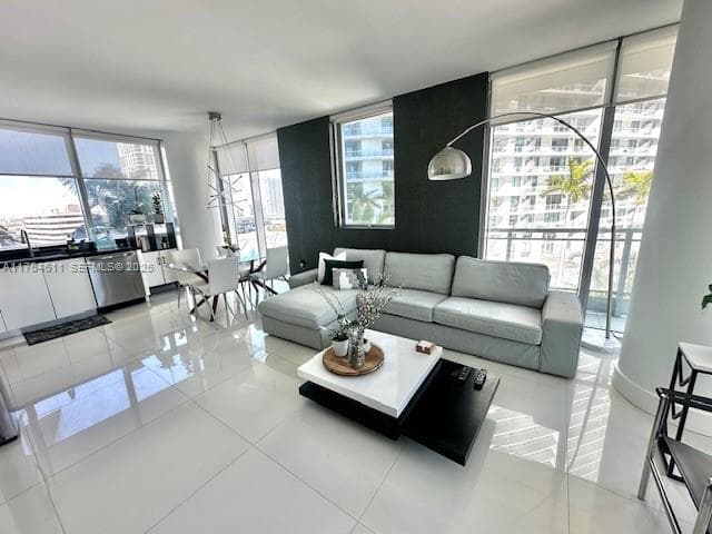 92 SW 3rd St # 1410, Miami FL 33130 photo 5