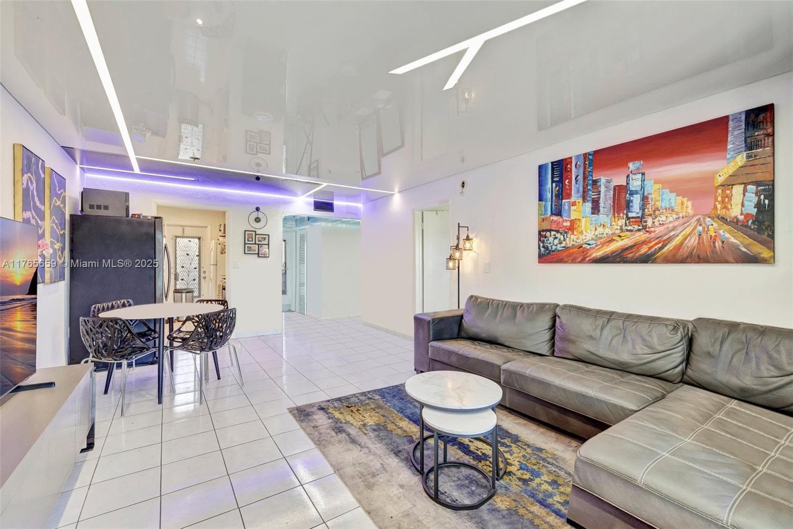 2200 Diana Dr # 111, Hallandale Beach, FL 33009 photo 4