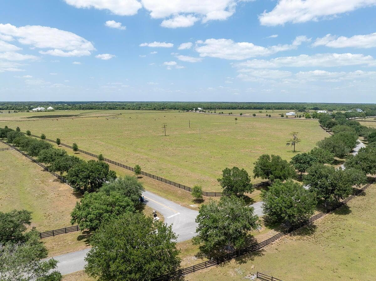 25701 SW Brians Trail, Okeechobee FL 34974 photo 2