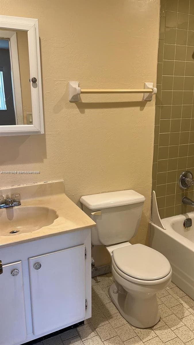 8060 Fairview Dr # 208, Tamarac FL 33321 photo 4