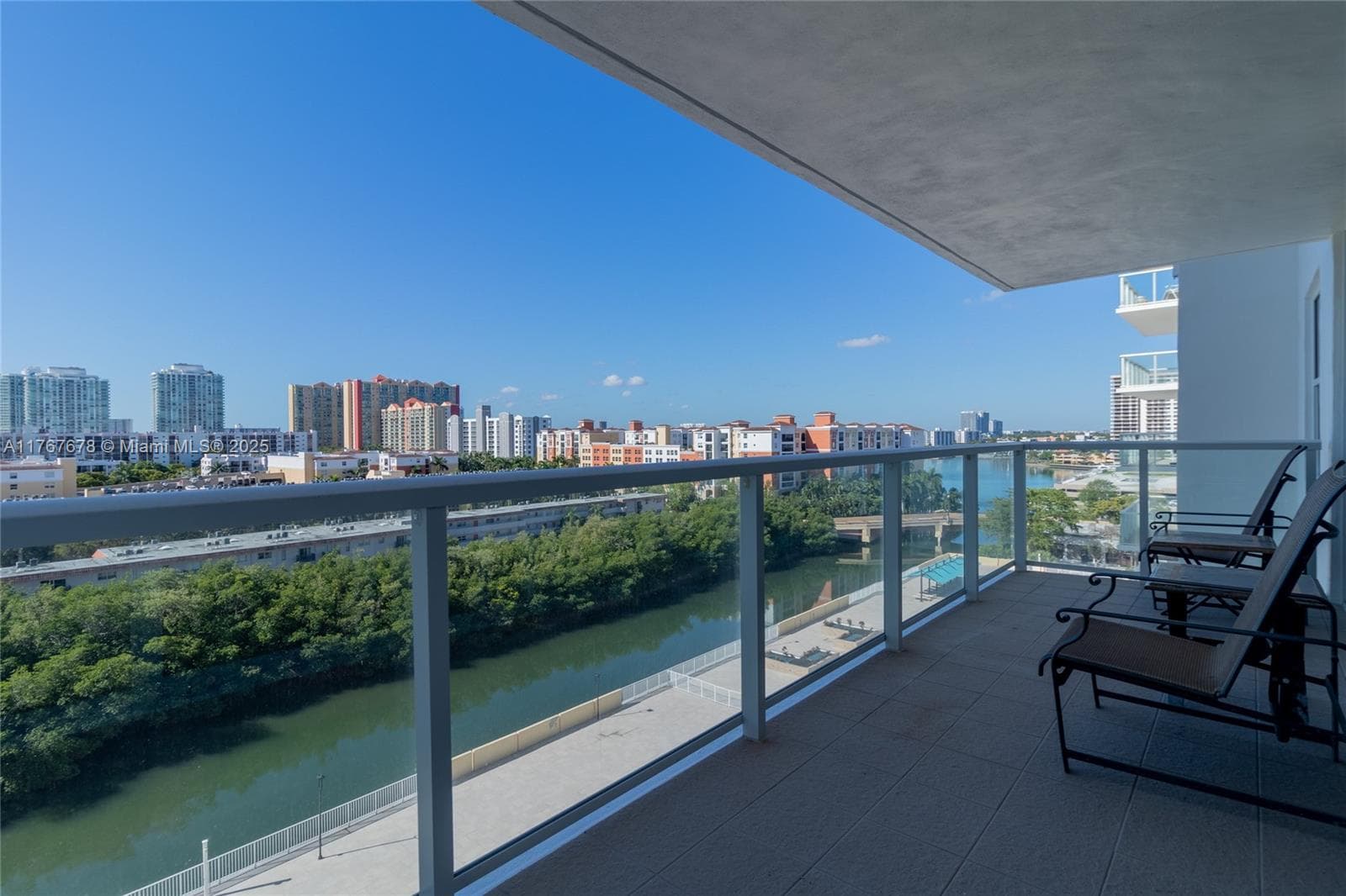 230 174th St # 1015, Sunny Isles Beach FL 33160