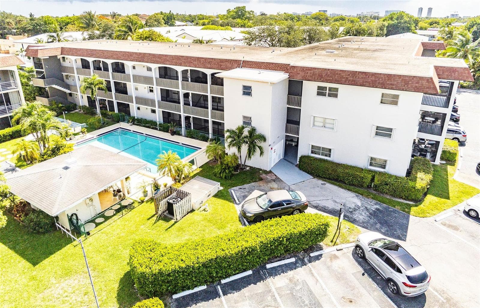 651 Pine Drive # 306, Pompano Beach FL 33060 photo 4