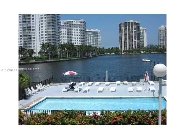 2750 NE 183rd St # 1207, Aventura FL 33160 photo 3