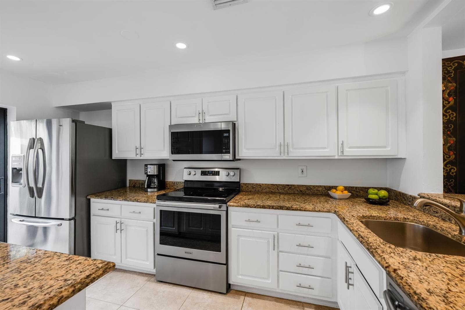 547 NE 7th Avenue # 3a, Fort Lauderdale, FL 33301 photo 2