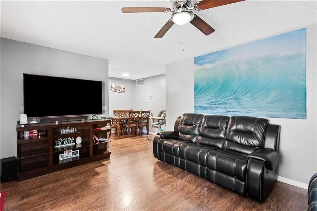 4140 Woodside Drive # 205, Coral Springs FL 33065 photo 3