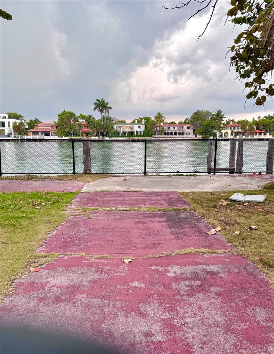 5255 Collins Ave Boat Slip E, Miami Beach FL 33140 photo 2
