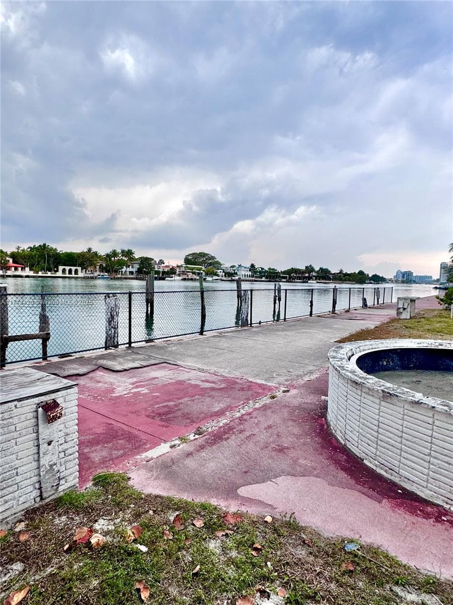 5255 Collins Ave Boat Slip E, Miami Beach FL 33140 photo 3