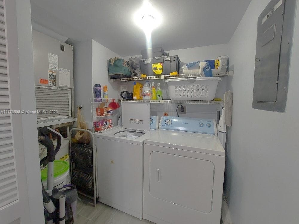 16300 Golf Club Rd Apt 317, Weston FL 33326 photo 4