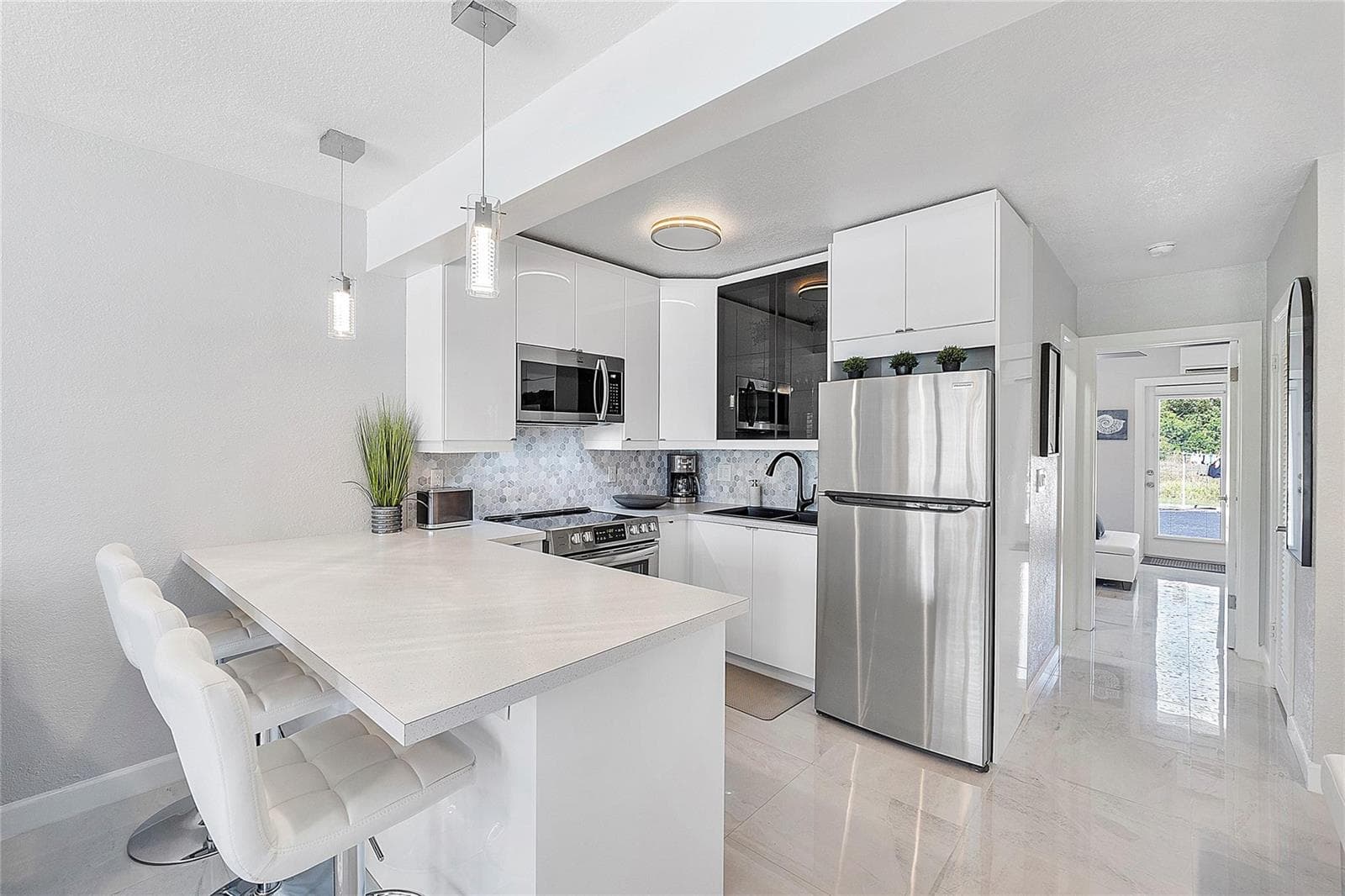 500 Layne Boulevard # 6, Hallandale Beach FL 33009 photo 4