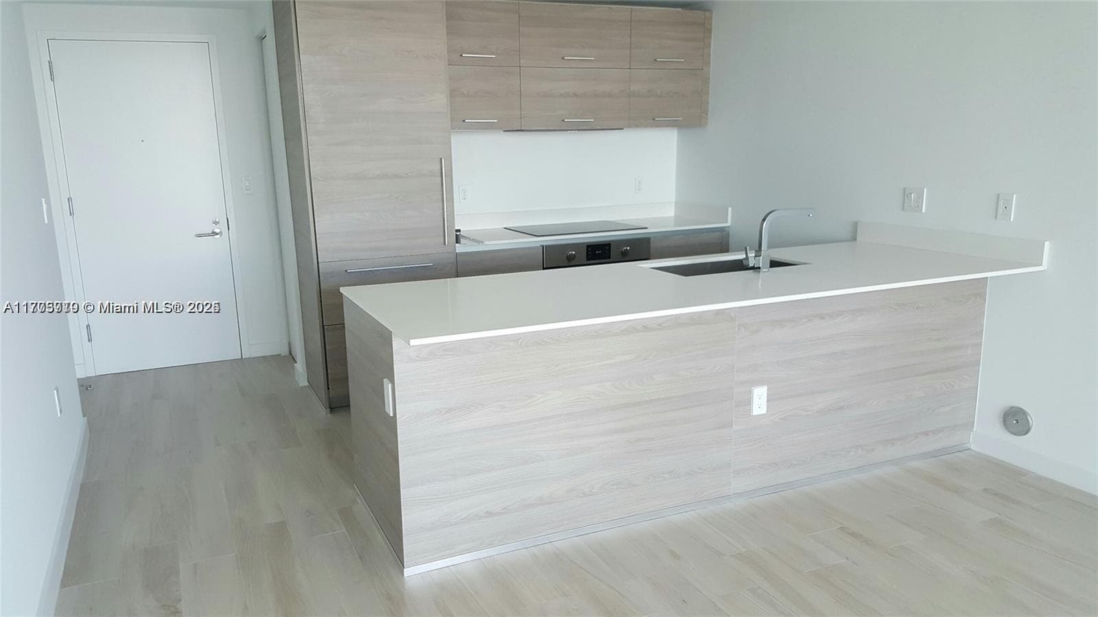 1300 S Miami Ave # 4411, Miami FL 33130 photo 2