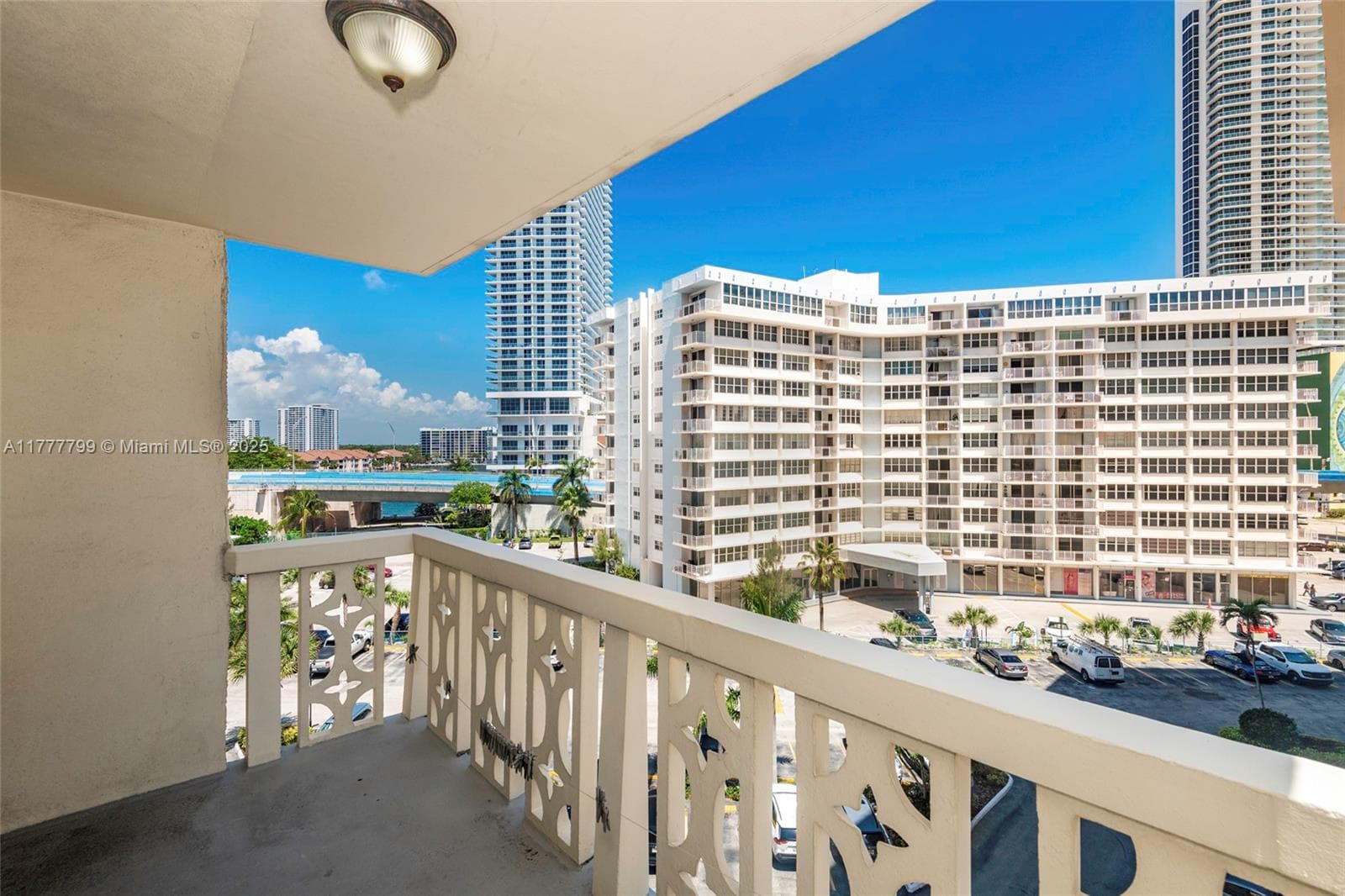 1817 S Ocean Dr # 628, Hallandale Beach FL 33009 photo 2