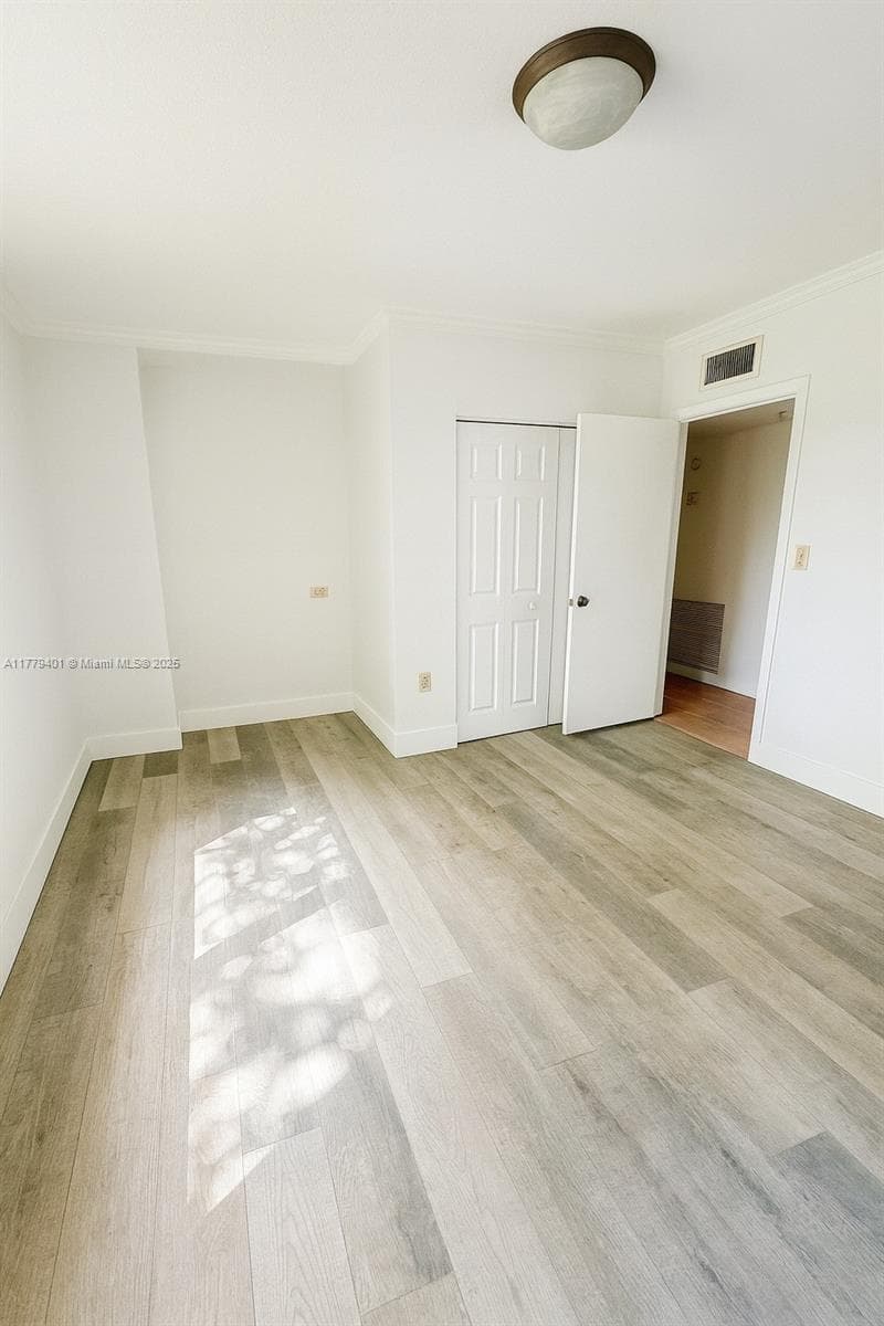 800 NE 199th St # 105D, Miami FL 33179 photo 4