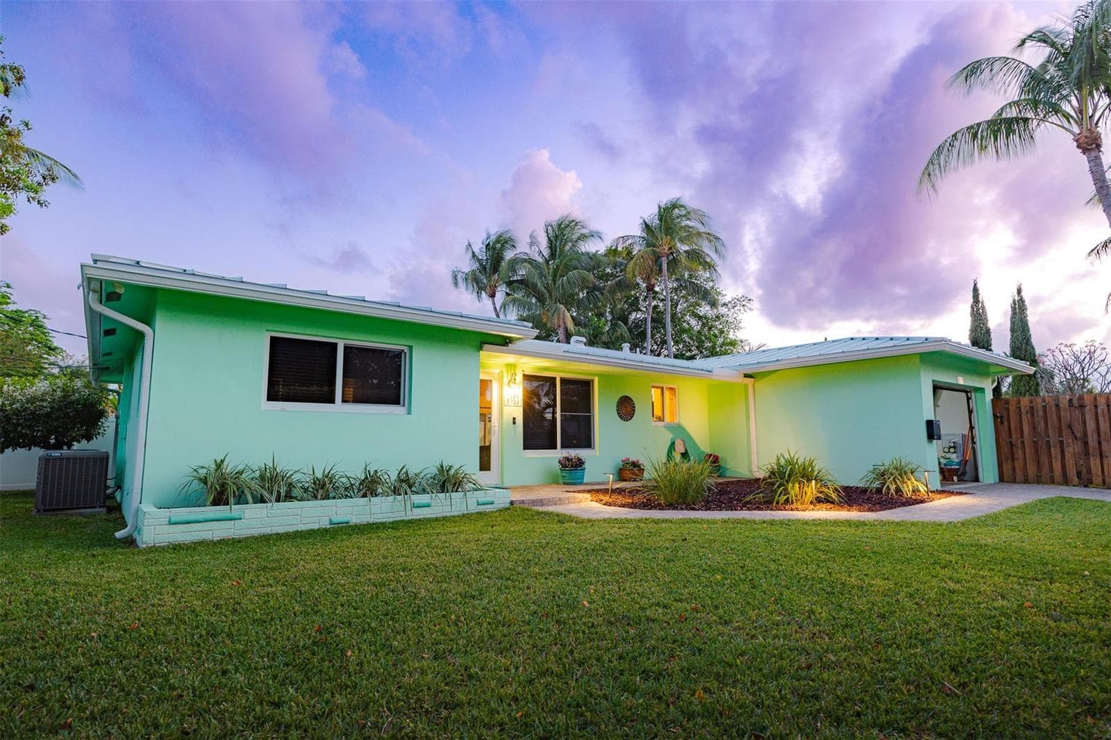 1924 NE 18th Street, Fort Lauderdale FL 33305 photo 5