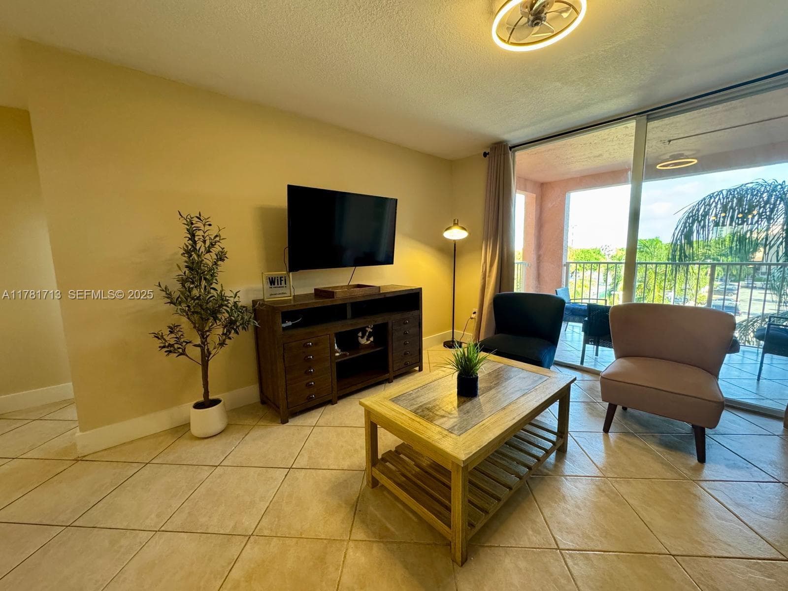 19501 E Country Club Dr # 9503, Aventura FL 33180 photo 5