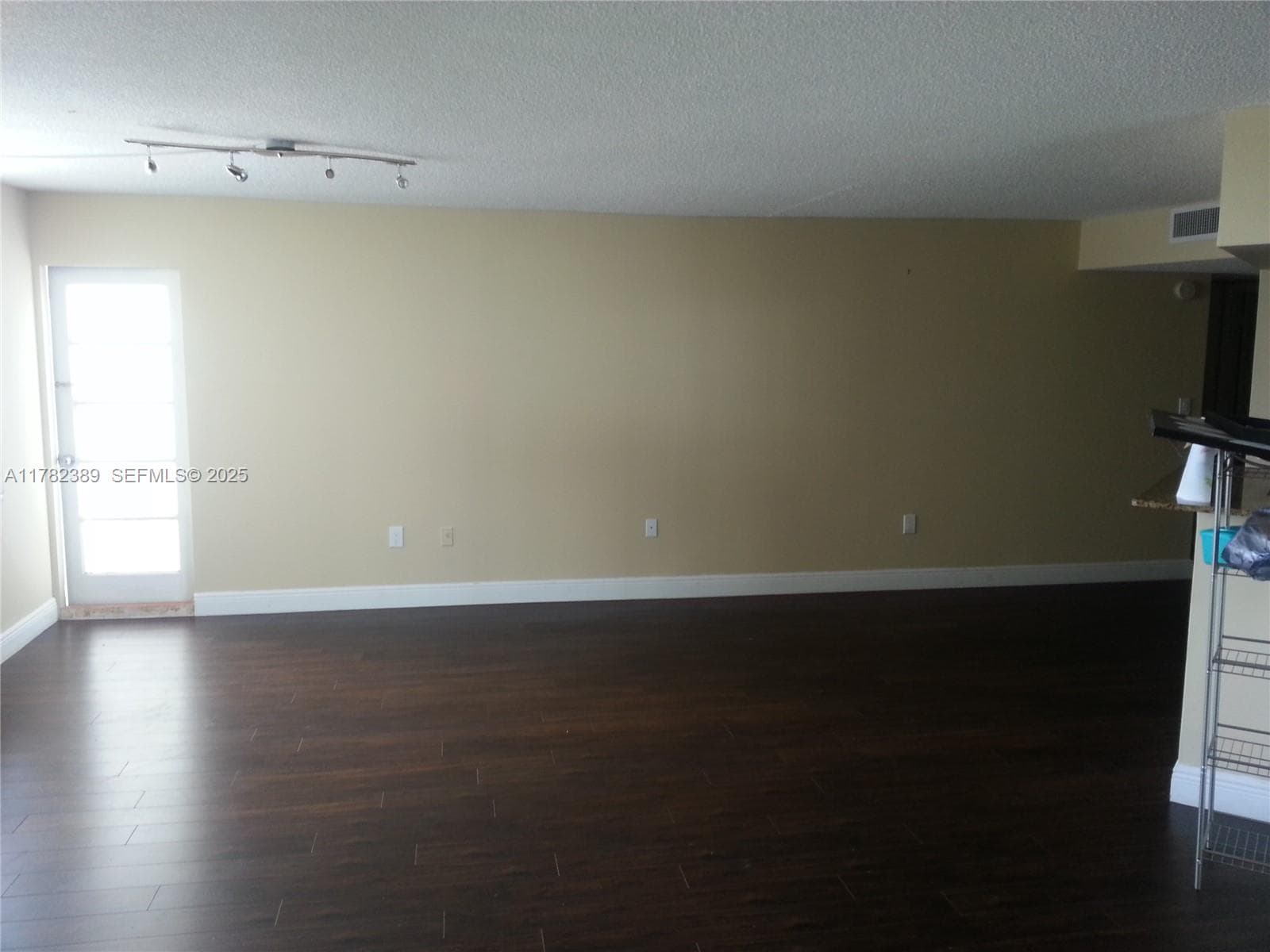 2750 NE 183rd St # 2607, Aventura FL 33160 photo 2