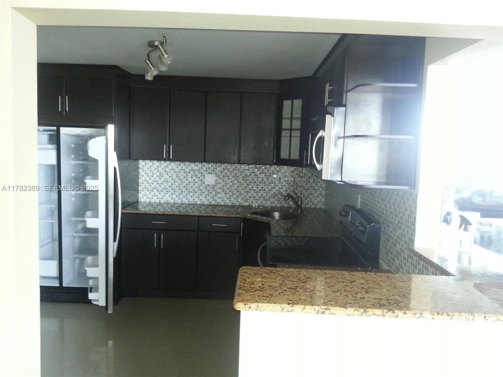 2750 NE 183rd St # 2607, Aventura FL 33160 photo 3