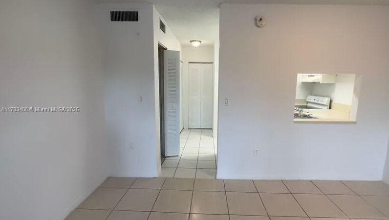 271 NW 177th St # 216, Miami Gardens FL 33169 photo 2
