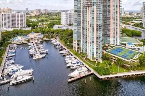 3370 Hidden Bay Dr # 610, Aventura FL 33180 photo 2