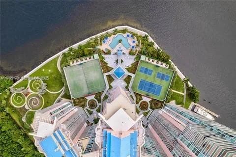 3370 Hidden Bay Dr # 610, Aventura FL 33180 photo 3