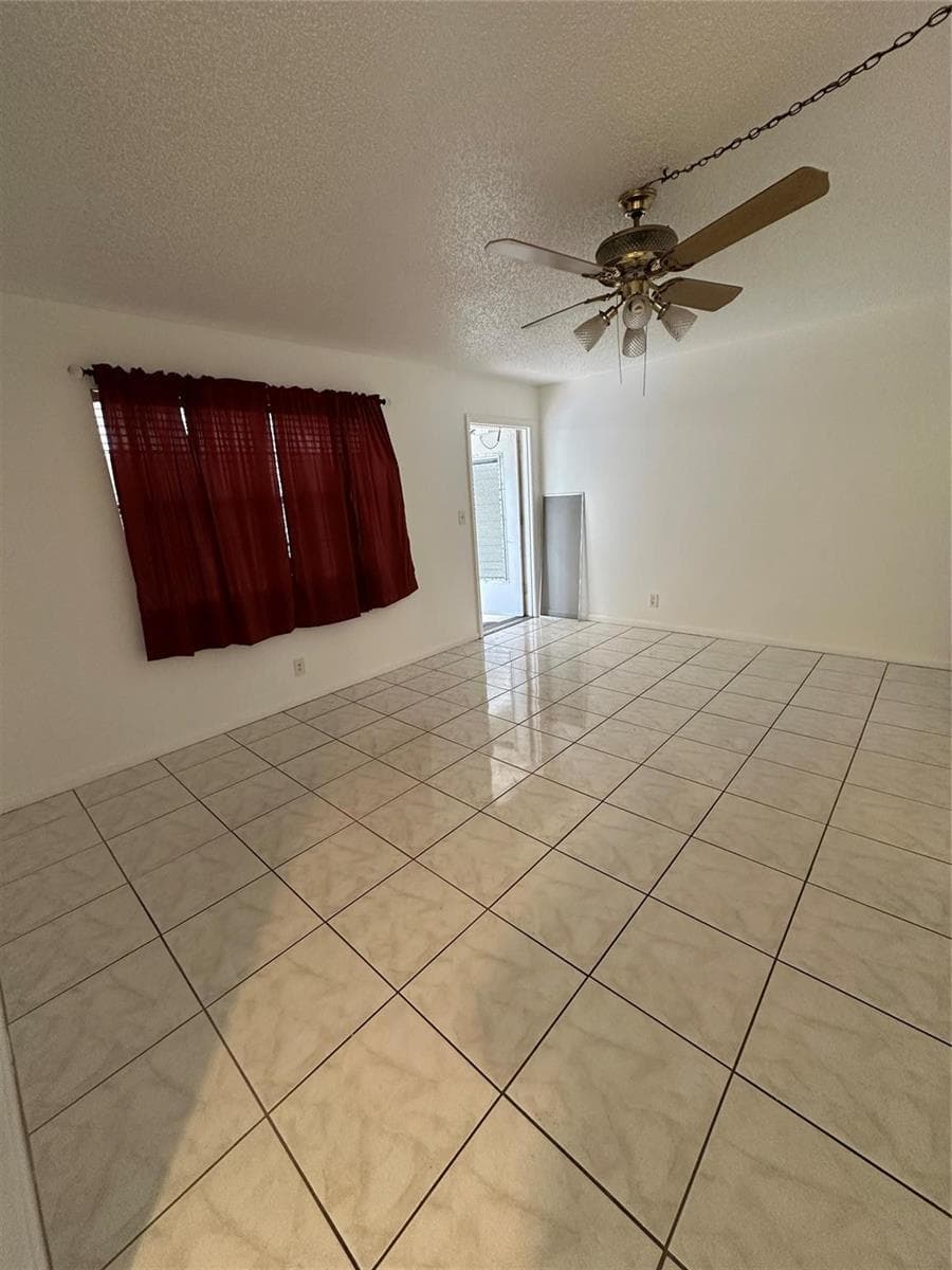 348 S Federal Highway # 2, Dania Beach FL 33004 photo 2
