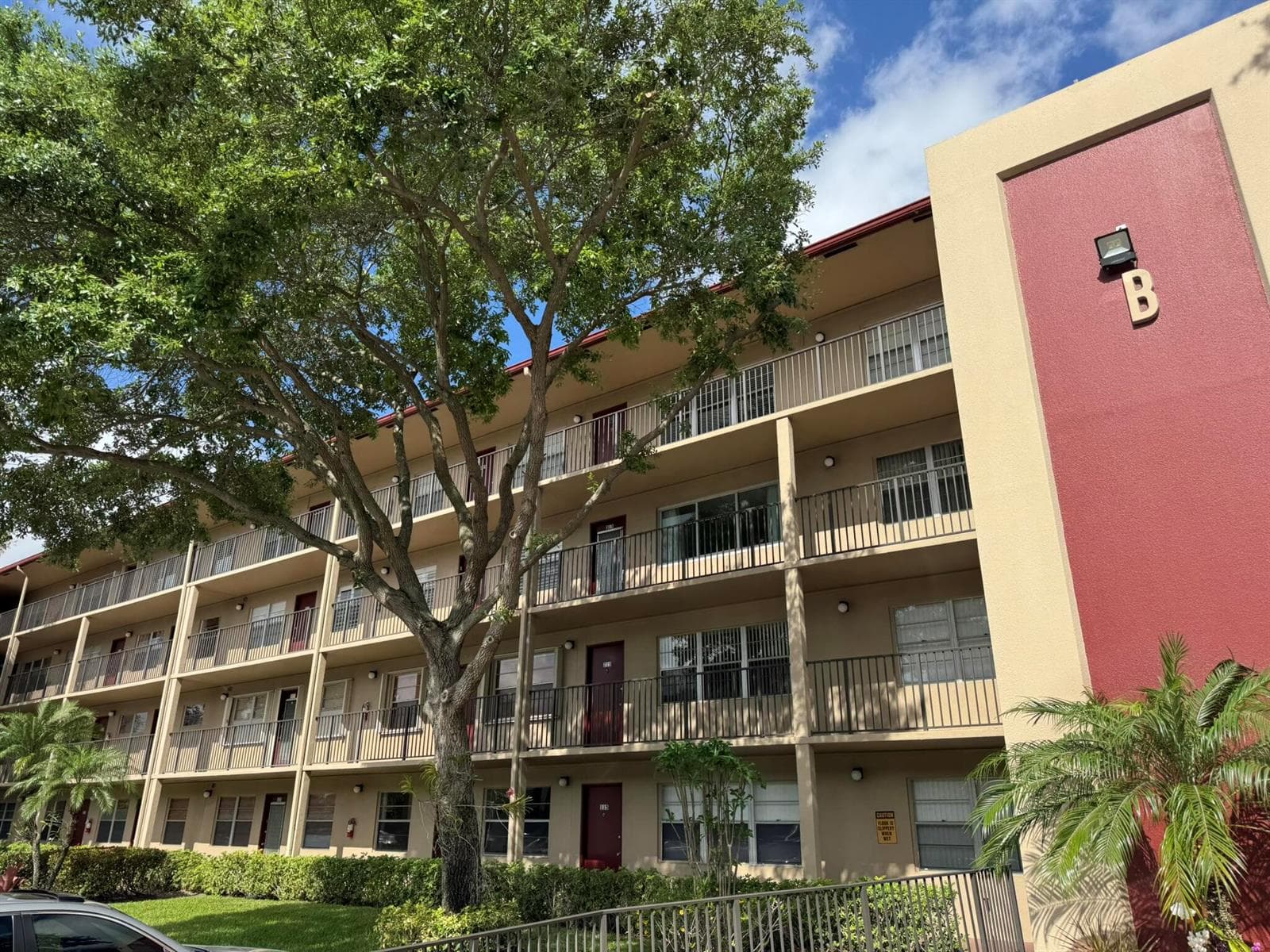 850 SW 133rd Terrace # 315b, Pembroke Pines FL 33027 photo 2