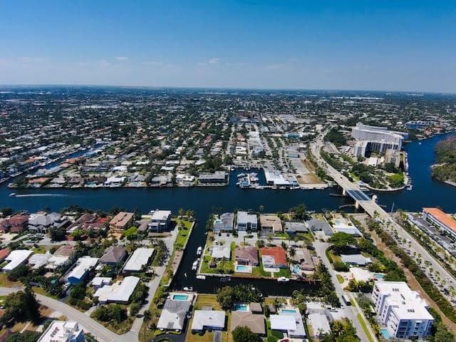 120 S Ocean Drive, Deerfield Beach FL 33441 photo 2