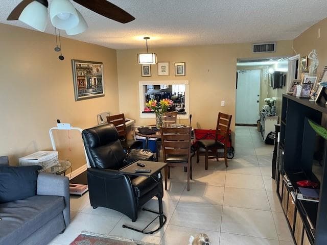 9330 Lagoon Place # 406, Davie FL 33324 photo 4