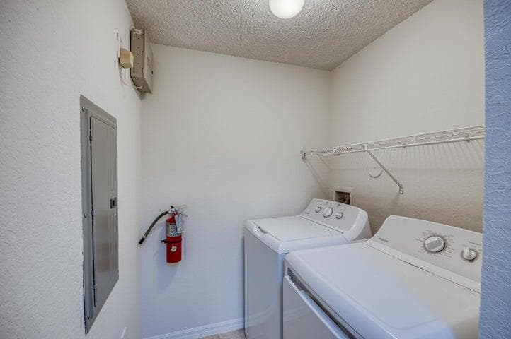 2728 Anzio Court # 105, Palm Beach Gardens FL 33410 photo 2