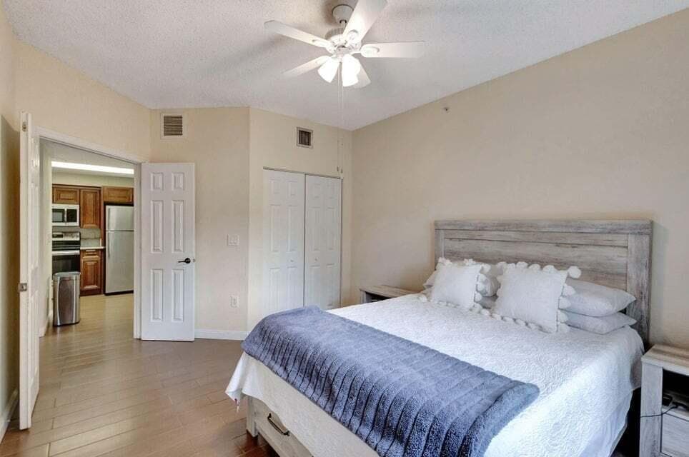 2728 Anzio Court # 105, Palm Beach Gardens FL 33410 photo 3