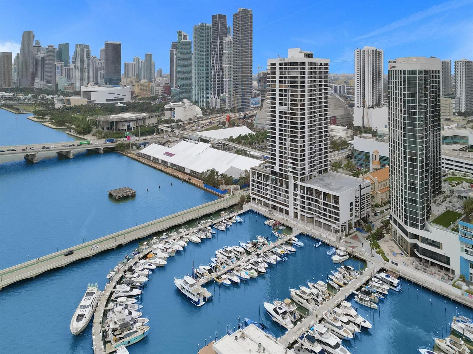 555 NE 15th Street, Miami FL 33132 photo 2